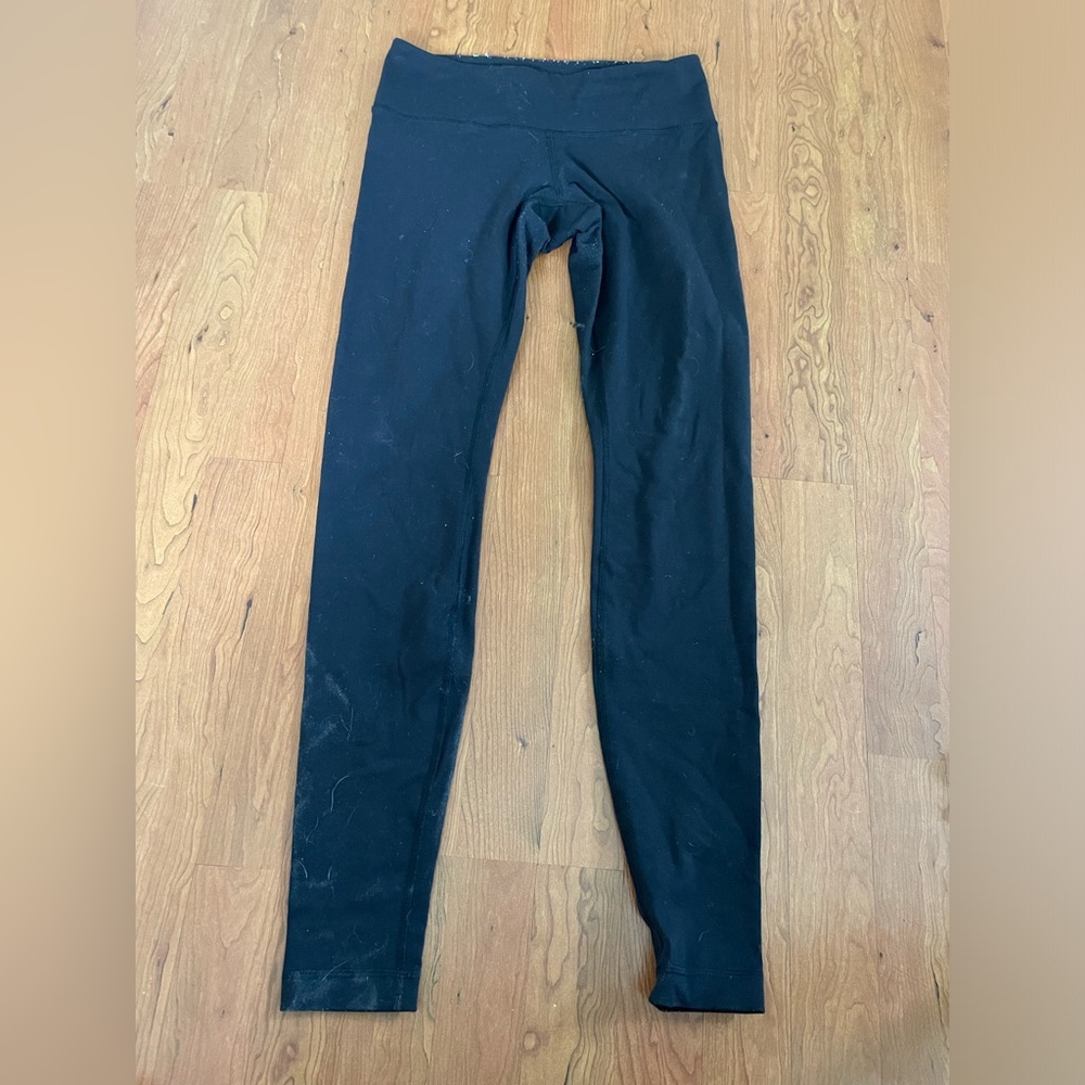 Lululemon black leggings